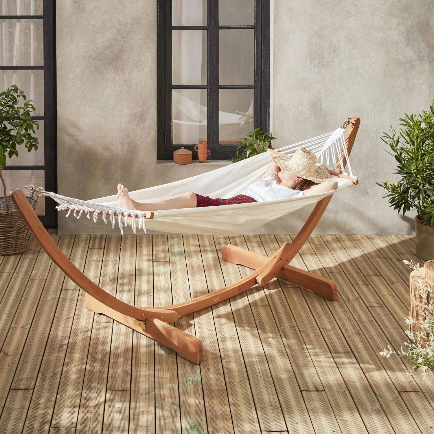 Hamac Sur Pieds En Bois, Toile En Coton Couleur : Blanc 3 Hamac Sur Pieds En Bois, Toile En Coton Couleur : Blanc