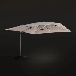 Parasol LED Déporté Carré 4x4m Couleur : Beige -Sweeek hdu4x4ledbg e23c5fc2ad876c96b970e2a55746feb3