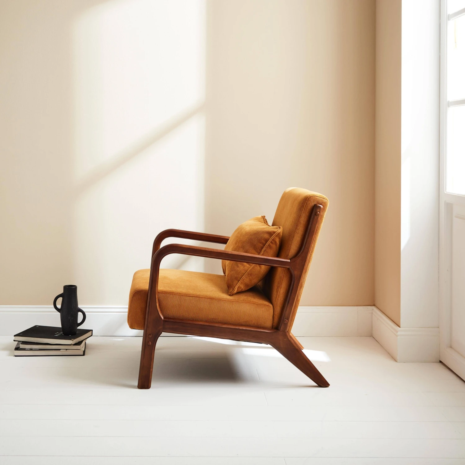 Fauteuil Scandinave Velours Côtelé Et Bois D'hévéa Noyer Clair 4 Fauteuil Scandinave Velours Côtelé Et Bois D'hévéa Noyer Clair – Image 2