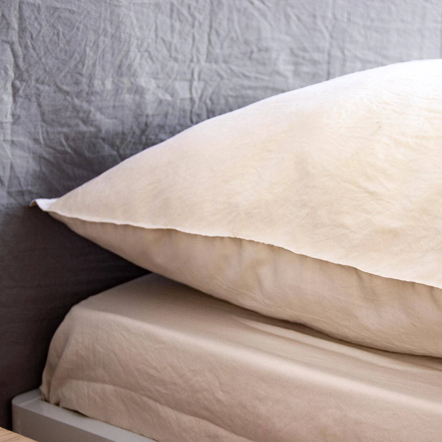 Parure De Lit 2 Places Microfibre Lavée Sable 5 Parure De Lit 2 Places Microfibre Lavée Sable – Image 3