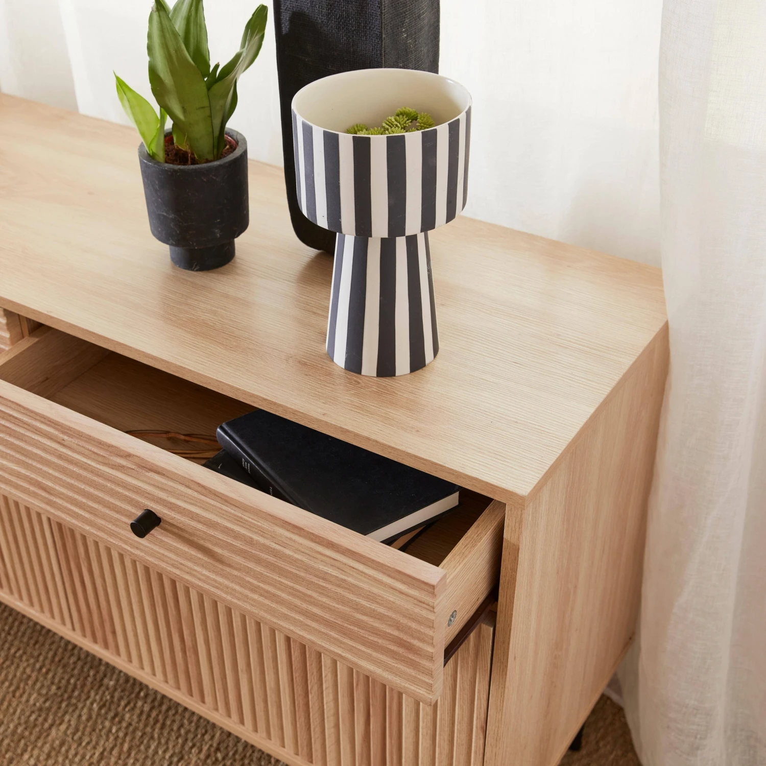 Buffet De Rangement Bois Rainuré 120 Cm 5 Buffet De Rangement Bois Rainuré 120 Cm – Image 3