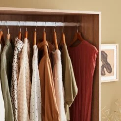 Module Dressing Avec 4 Tiroirs Et 1 Penderie Couleur : Naturel -Sweeek idres4dnat 5dee638a6b061edecec9d5e3067a25f1