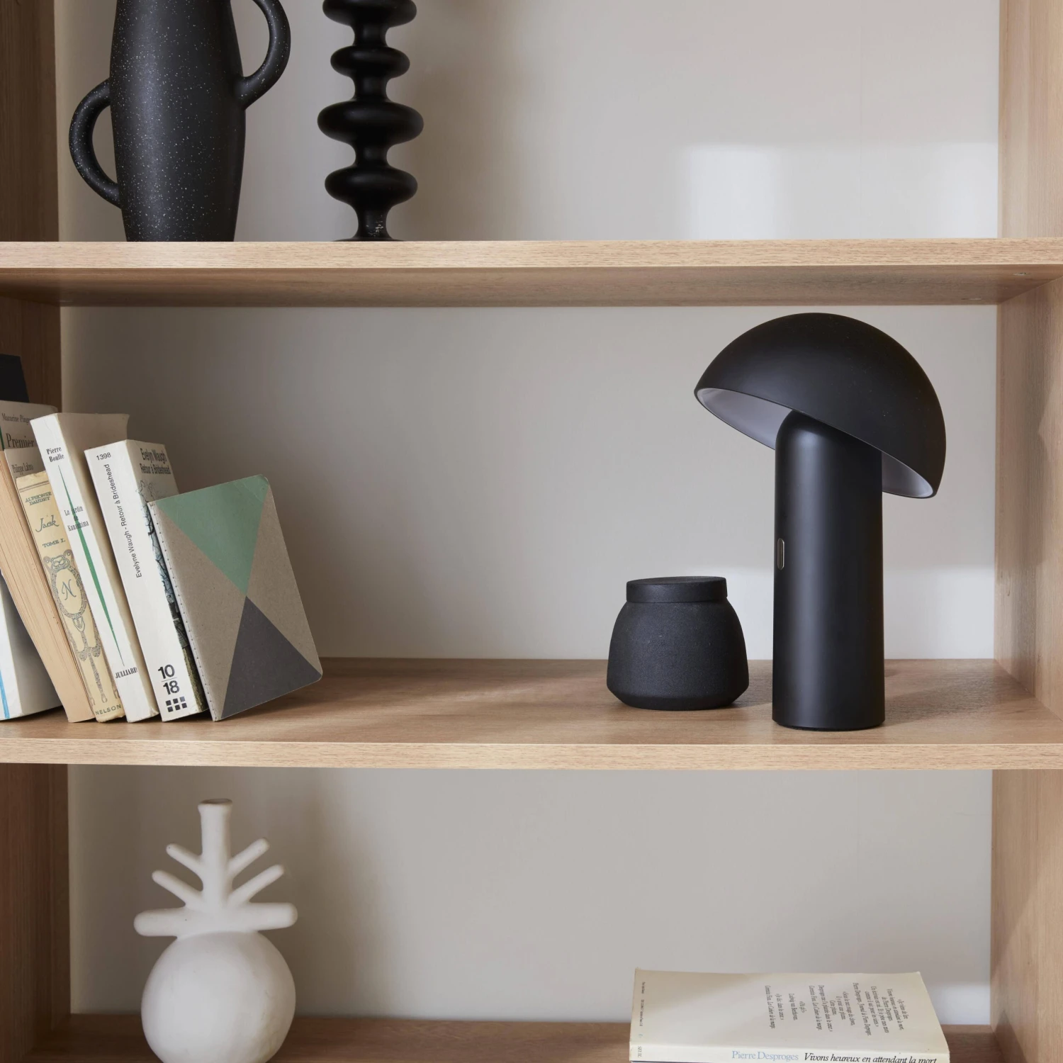 Lampe De Table Sans Fil Nomade à Tête Orientable Intérieur / Extérieur H 28cm Couleur : Noir 5 Lampe De Table Sans Fil Nomade à Tête Orientable Intérieur / Extérieur H 28cm Couleur : Noir – Image 3