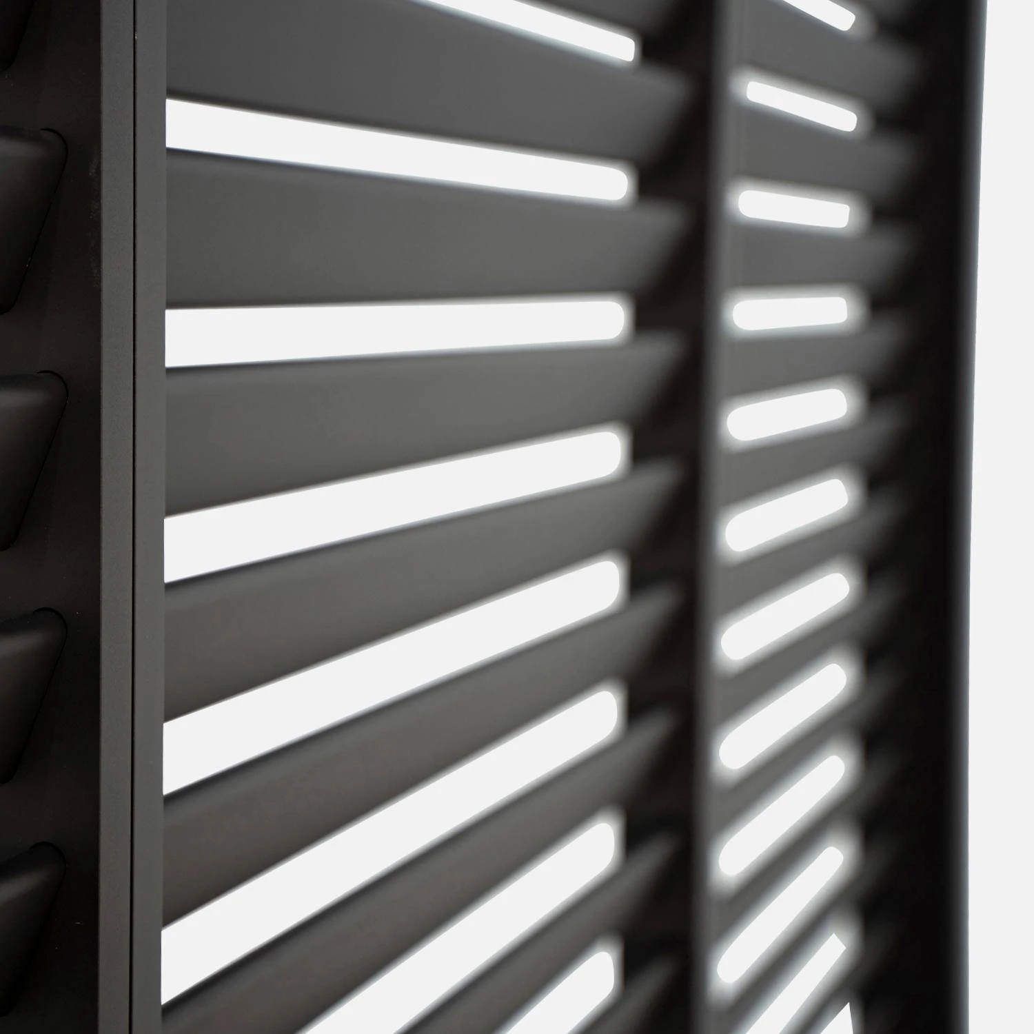 Pergola Bioclimatique Aluminium 3x4 Et Lot De 3 Persiennes 130cm 5 Pergola Bioclimatique Aluminium 3x4 Et Lot De 3 Persiennes 130cm – Image 3