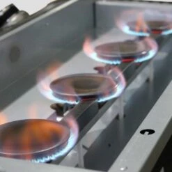 Plancha Gaz 4 Brûleurs Inox 10kW 15 Plancha Gaz 4 Brûleurs Inox 10kW -Sweeek ph1004sb b41f9db776e1e45d9263aafae038f311